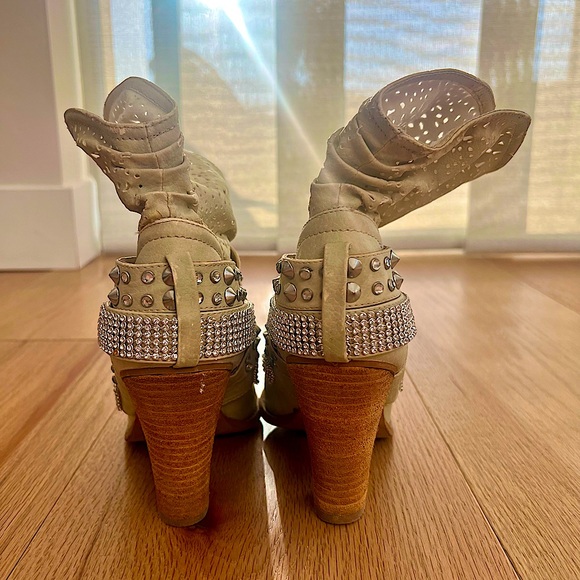 Booties - Picture 4 of 6